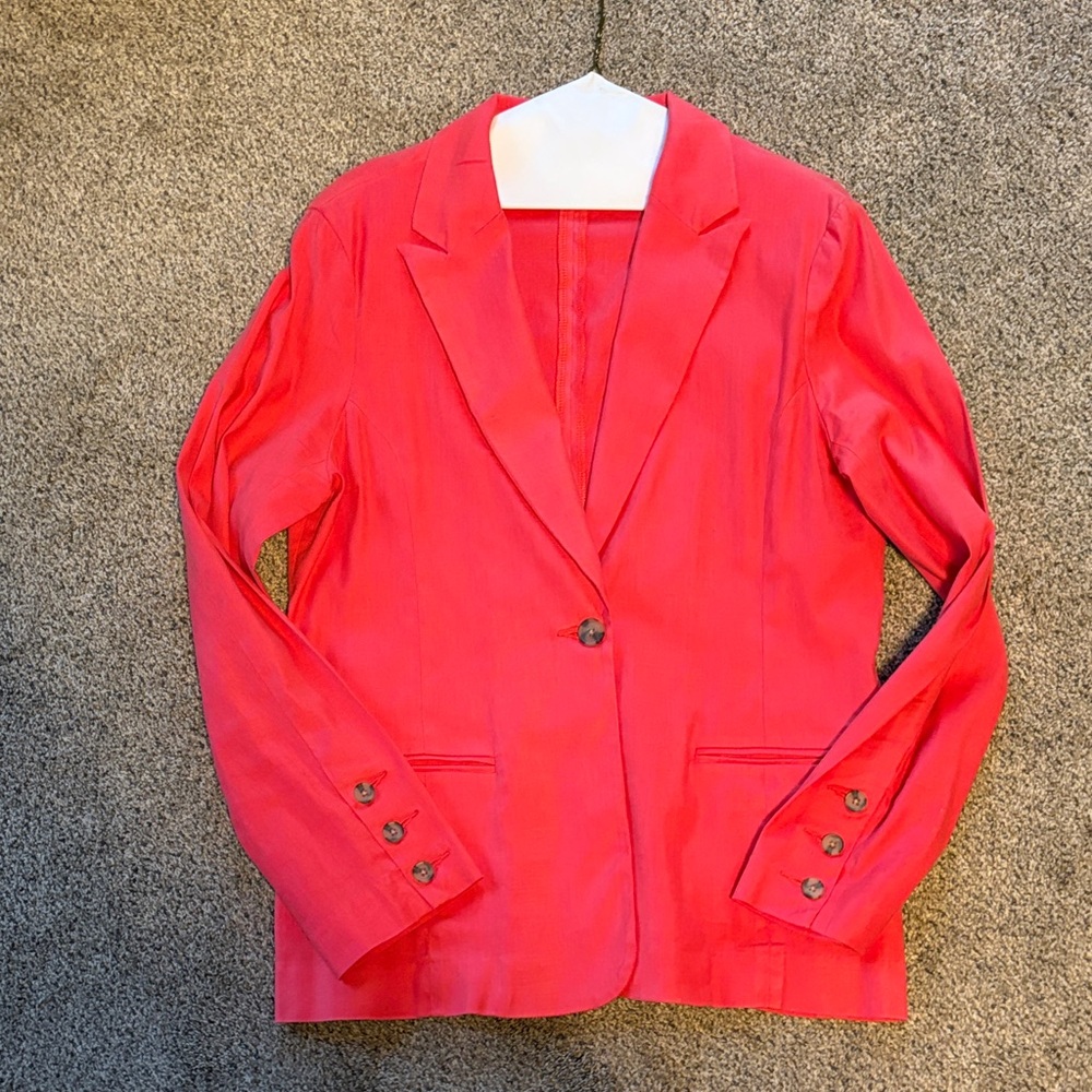 Women's coral linen Blazer